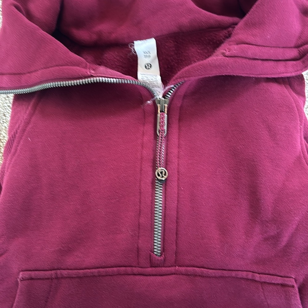 Lulu Lemon zip up extra small scuba